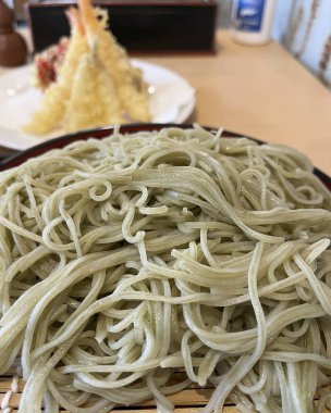 Lezzetli Asya yemeklerinin yakın görüntüsü