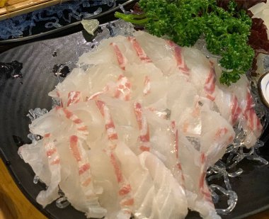 Lezzetli yiyeceklere yakın.