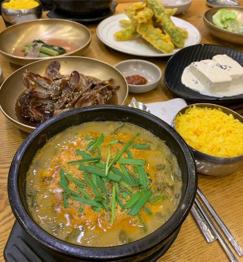 Kore yemeği pirinç çorbası.