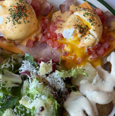 yumurta ve jambon Kahvaltı