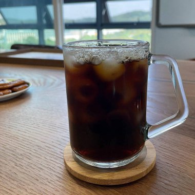 Buzlu ve limonlu çay.