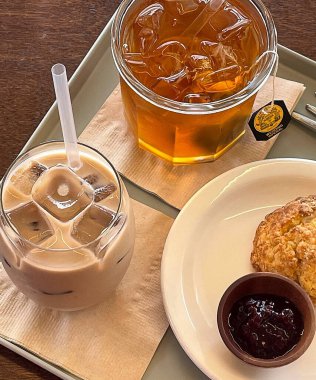 lezzetli kahvaltı yakın