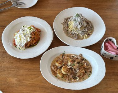 makarna tavuk ve mantar ile