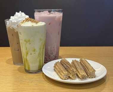 Buzlu kahve ve krem şanti.