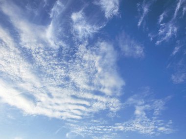 Gökyüzündeki bulutlar
