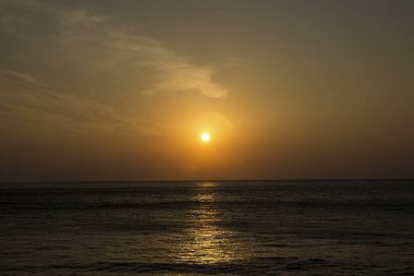 Denizde gün batımı