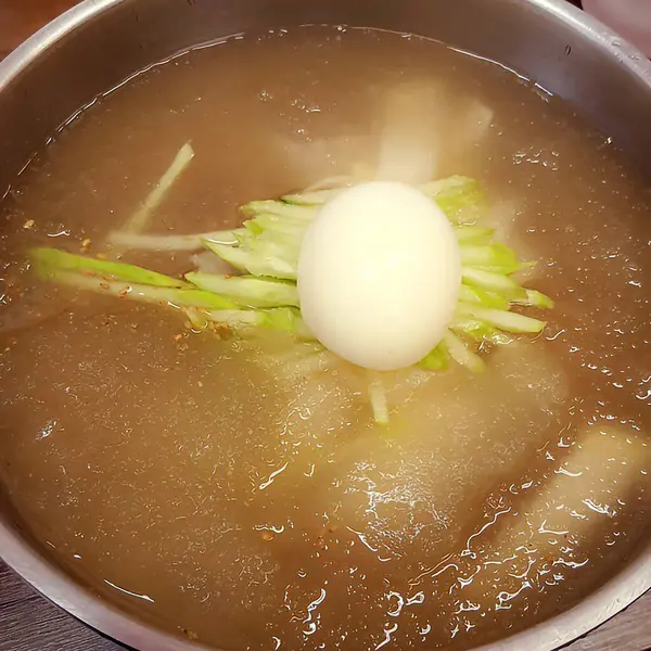 Lezzetli Asya yemeklerinin yakın görüntüsü