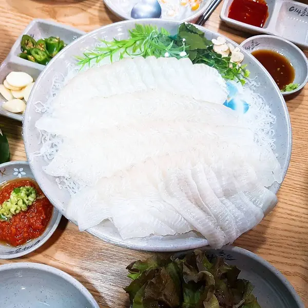 Lezzetli Asya yemeklerinin yakın görüntüsü