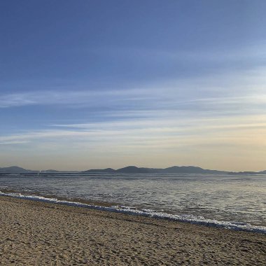 Deniz manzarası çok güzel. Doğa