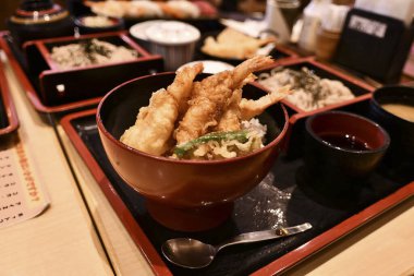 Japon suşi bir dizi