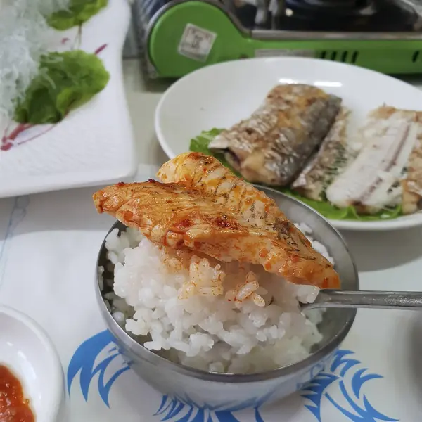 Lezzetli Asya yemeklerinin yakın görüntüsü