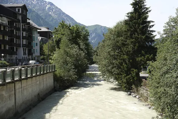 İsviçre Alpleri Köyü