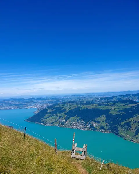 Doğa ve şehir manzarası 