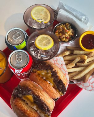 Doğa ve şehir manzarası 