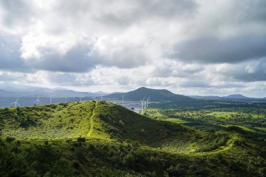 Doğa ve şehir manzarası 