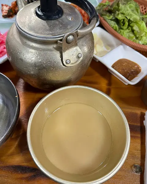 Doğa ve şehir manzarası 