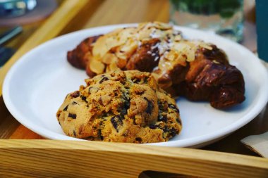 Masada lezzetli bir pasta var.