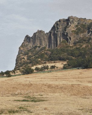 Dağlı güzel bir manzara.