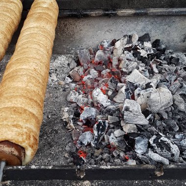 Geleneksel İspanyol ekmeği ve sosisi