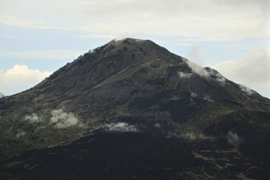Dağların güzel manzarası
