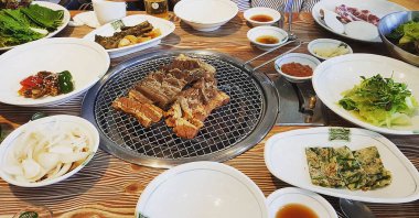 Izgarada et ve sebze.