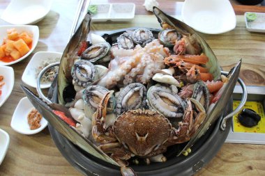 Deniz ürünleri piyasada