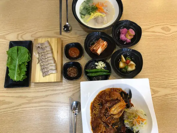 Lezzetli yemekler, yakın çekim.