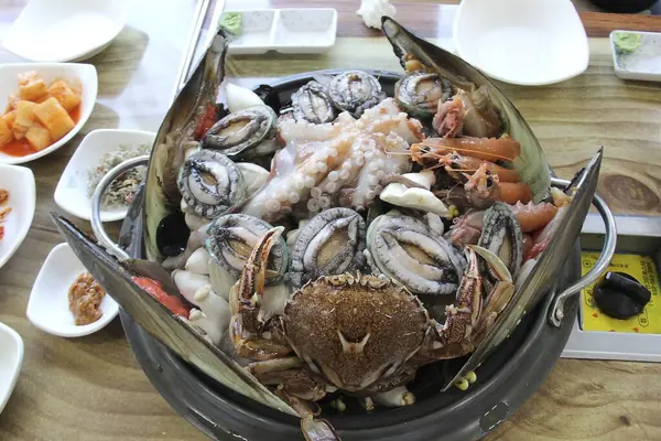 Deniz ürünleri piyasada