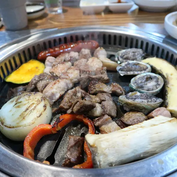 Izgara et, yakından bak.