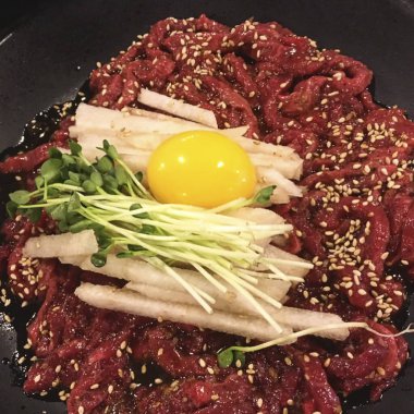 Lezzetli Asya yemeklerinin yakın görüntüsü