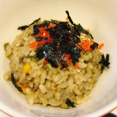 Japon mutfağı. zemin üzerine kızarmış pilav