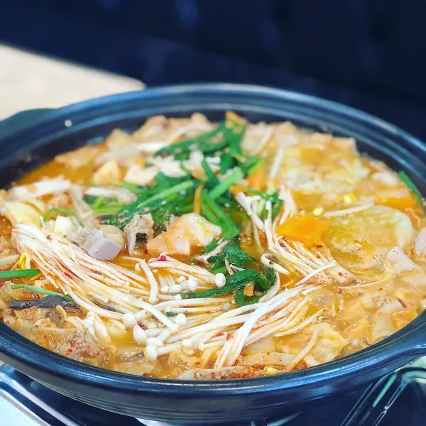 Etli eriştenin mutfak fotoğrafı.