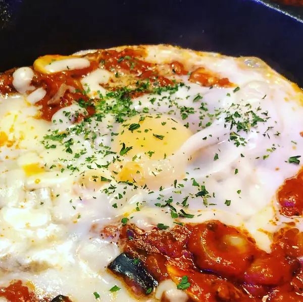 Lezzetli Asya yemeklerinin yakın görüntüsü