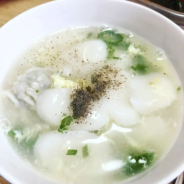 Çorbanın mutfak fotoğrafı.