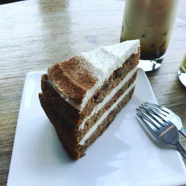 tabakta kremalı pasta