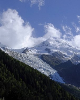 İsviçre 'nin güzel manzarası
