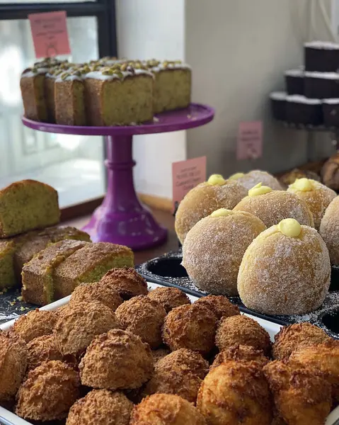 Bir pastanedeki fırın ürünleri