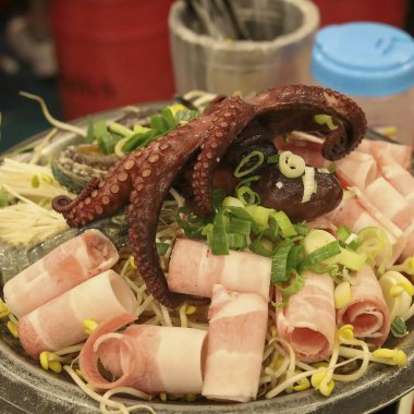 Doğa ve şehir manzarası 