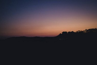 Doğa ve şehir manzarası 