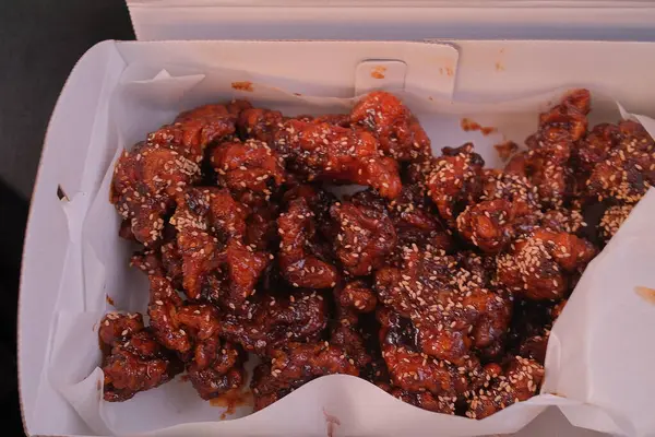 Doğa ve şehir manzarası 