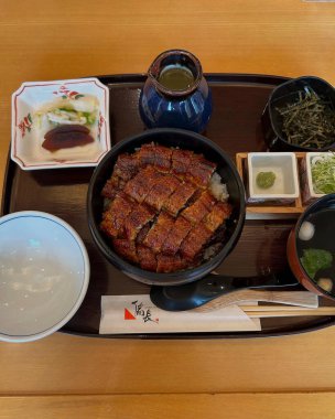 Doğa ve şehir manzarası 