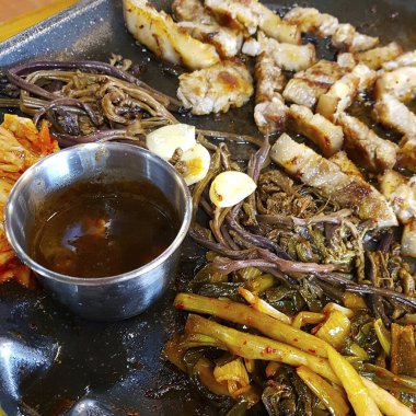 Doğa ve şehir manzarası 