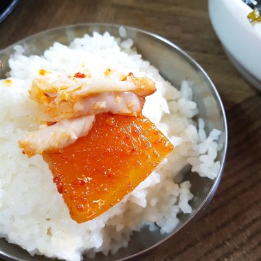 Doğa ve şehir manzarası 