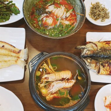 Doğa ve şehir manzarası 