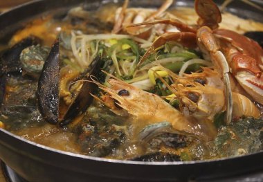 Doğa ve şehir manzarası 