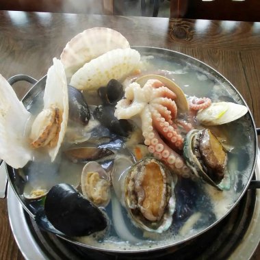 Doğa ve şehir manzarası 