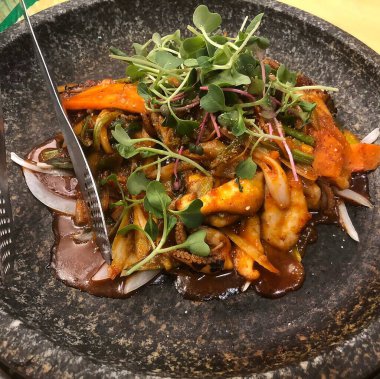 Doğa ve şehir manzarası 