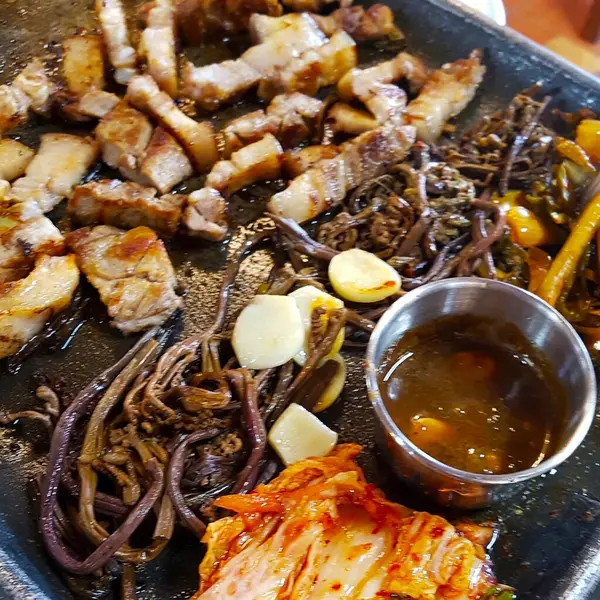 Doğa ve şehir manzarası 