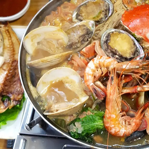 Doğa ve şehir manzarası 