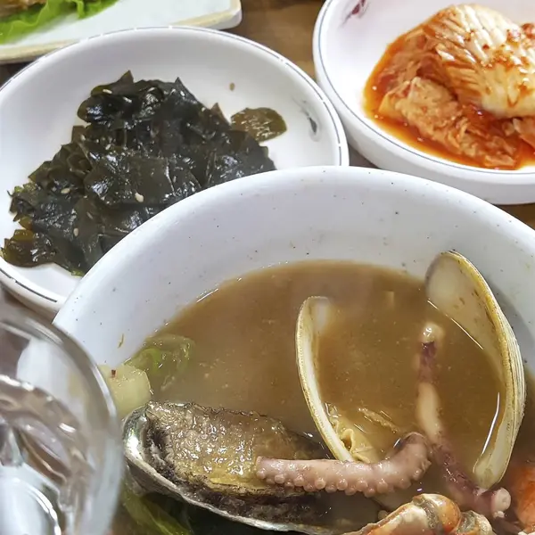 Doğa ve şehir manzarası 